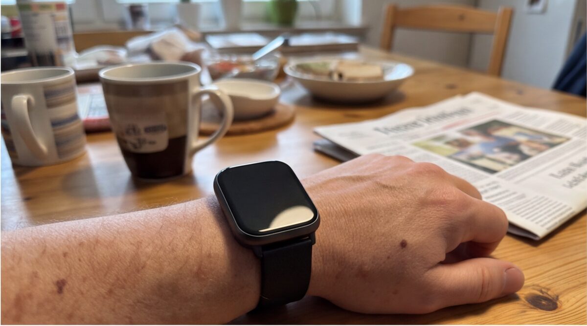 Puqo T80 Smartwatch im Test: Fitnessuhr mit Telefonfunktion und IP68 Schutz